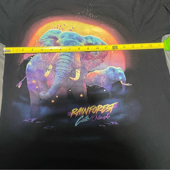 RAINFOREST CAFE ORLANDO Shirt Adult Sz Small Elephant Graphic Print Shirt Sleeve - Picture 4 of 7